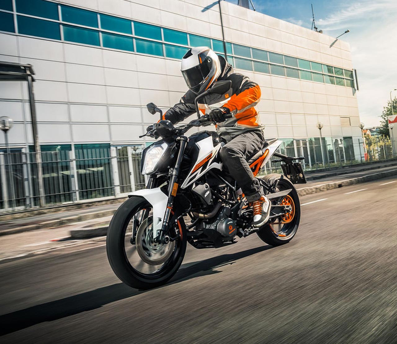 2017 Ktm Duke 250 Launched In India At Inr 173 Lakhs Autobics