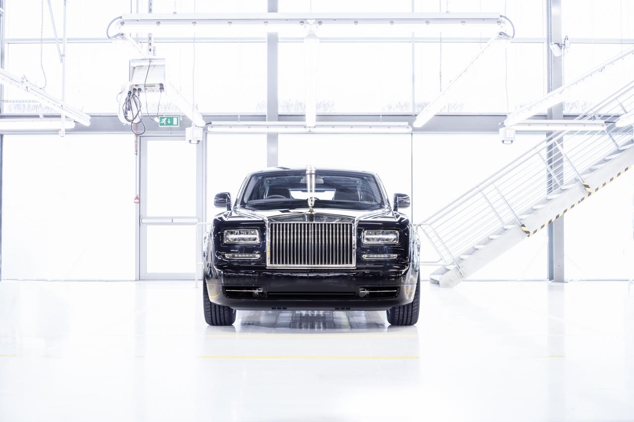 Rolls-Royce Phantom VII Last production model front