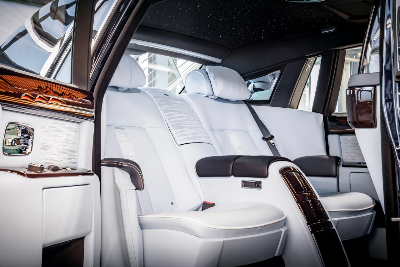 Rolls-Royce Phantom VII Last production model interior