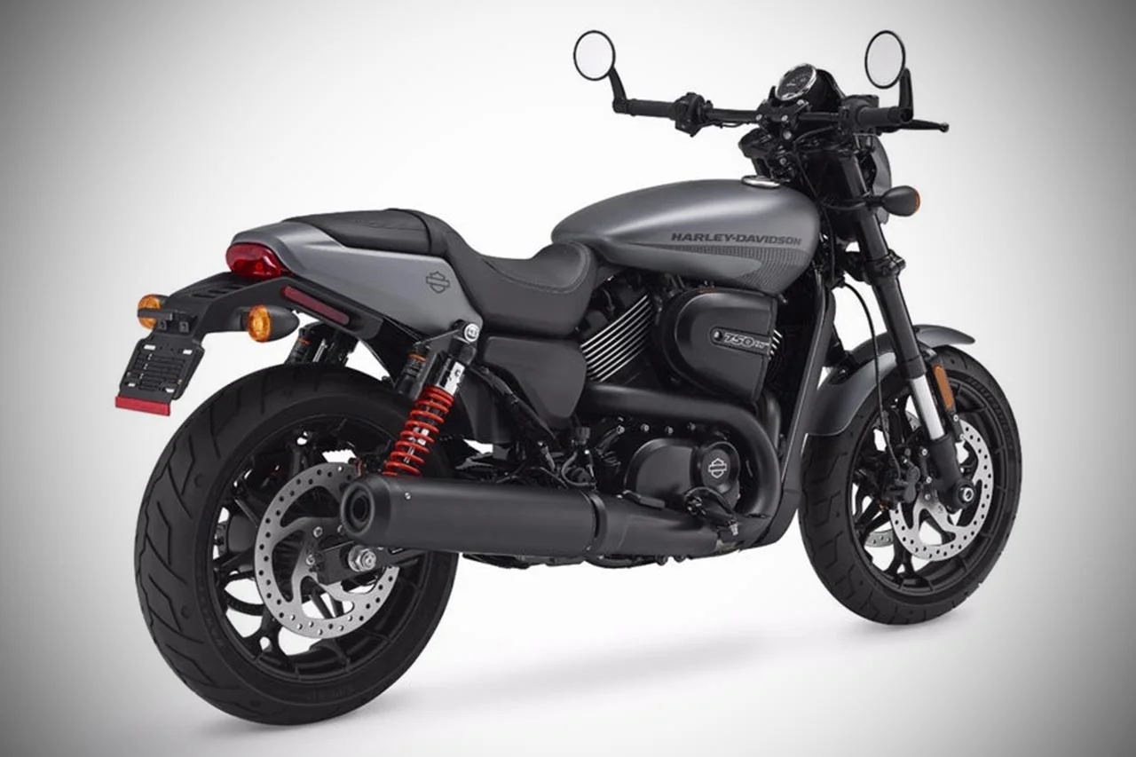 2017 Harley-Davidson Street Rod rear quarter