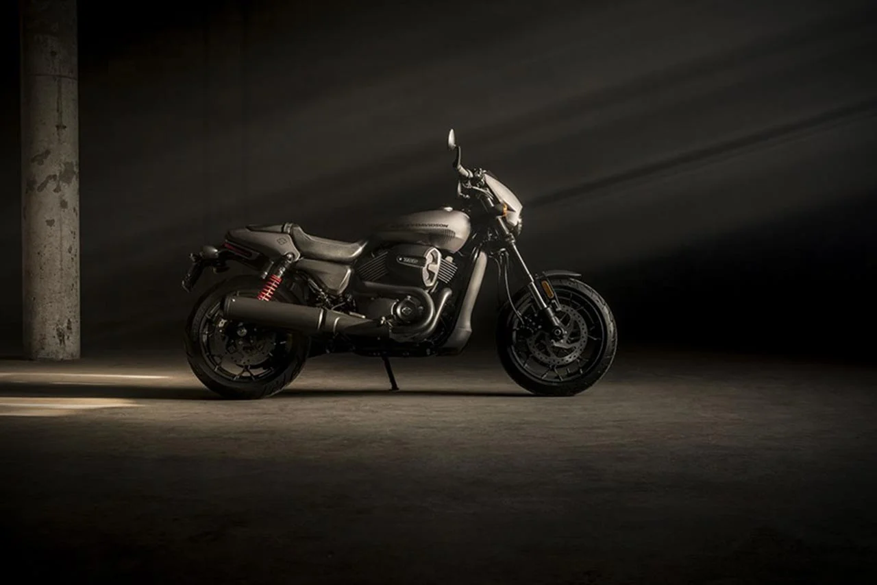 2017 Harley-Davidson Street Rod right side