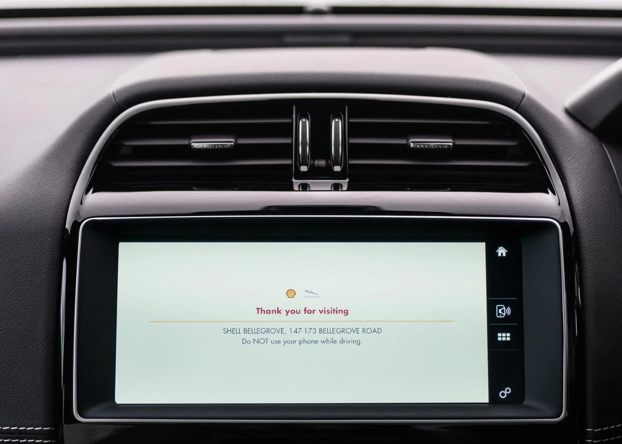 2017 Jaguar XE Shell app confirmation message