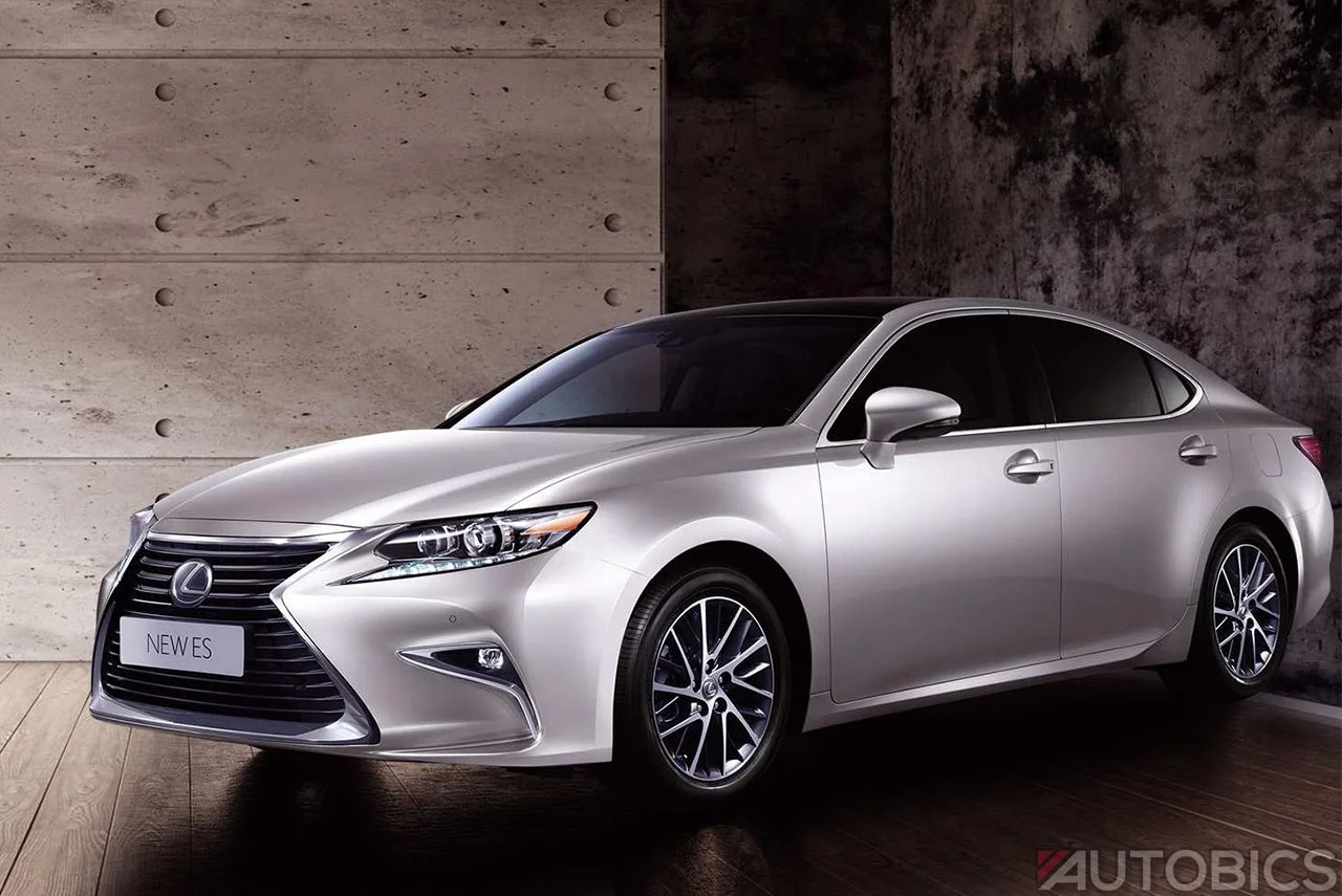 2017 Lexus ES300h