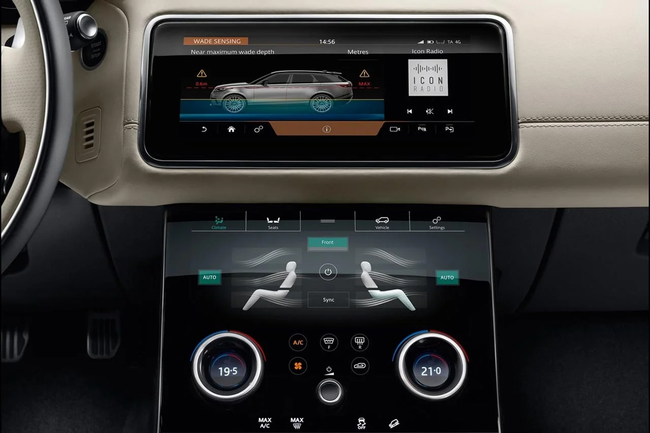 The new Range Rover Velar is a work of art on wheels 33 2017 Range Rover Velar Touch Pro Duo (1)