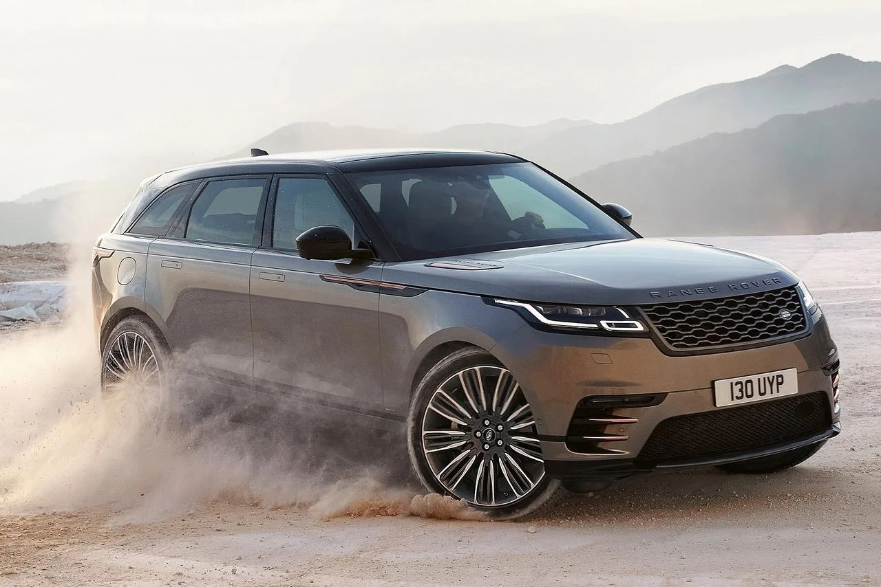 The new Range Rover Velar is a work of art on wheels 15 2017 Range Rover Velar in action