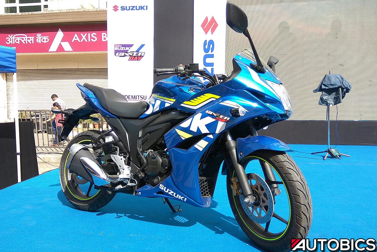 2017 Suzuki Gixxer SF FI Metallic Triton Blue front right quarter