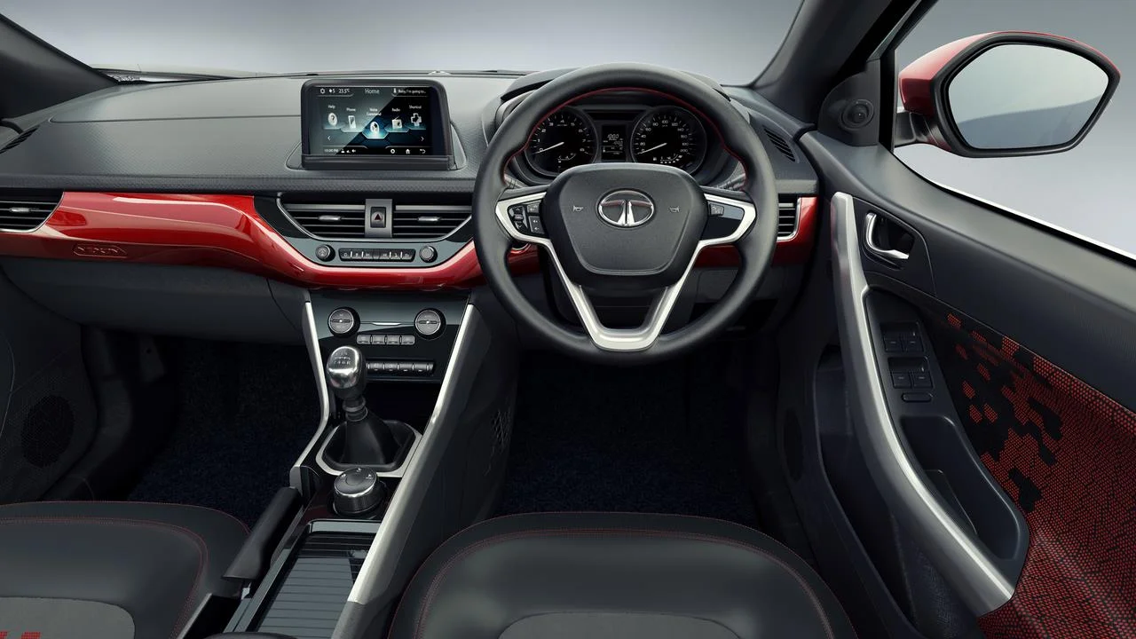 2017 Tata Nexon Geneva Edition showcased 7 2017 Tata Nexon Geneva Edition dashboard
