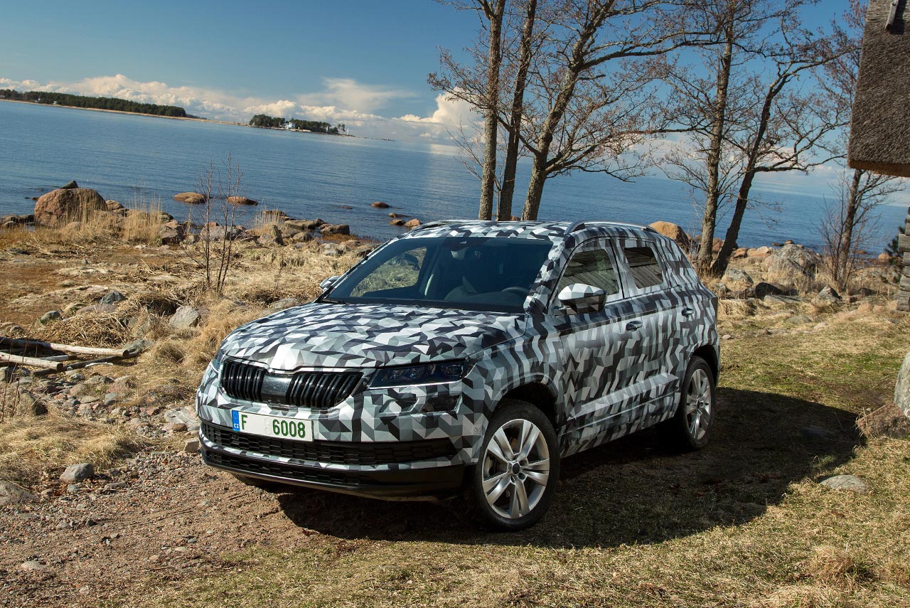 2017 skoda karoq suv camouflagued front left view