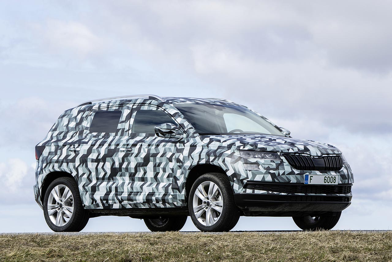 2017 skoda karoq suv camouflagued