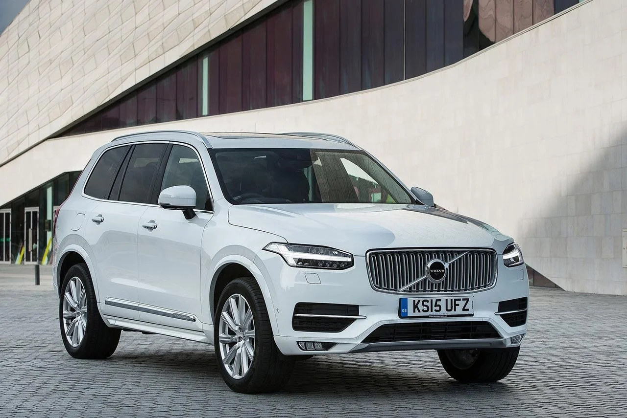 Volvo XC90 front right
