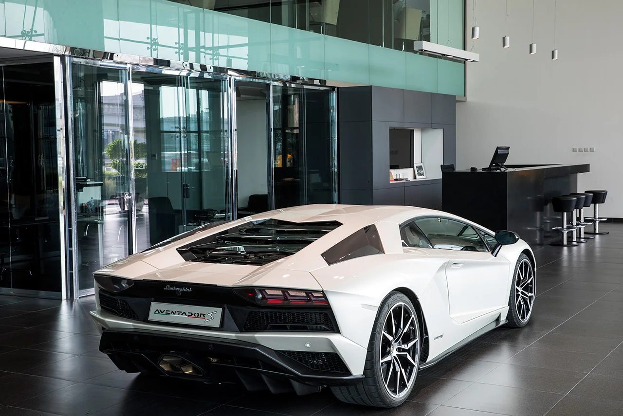 Do check out the Largest Lamborghini showroom if you visit Dubai 9 lamborghini dubai showroom aventador s rear quarter