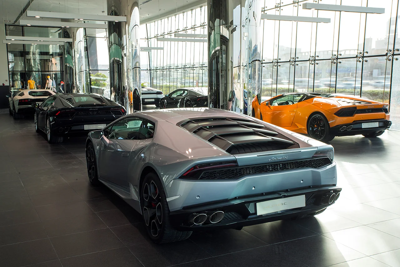 Do check out the Largest Lamborghini showroom if you visit Dubai 11 lamborghini dubai showroom huracan