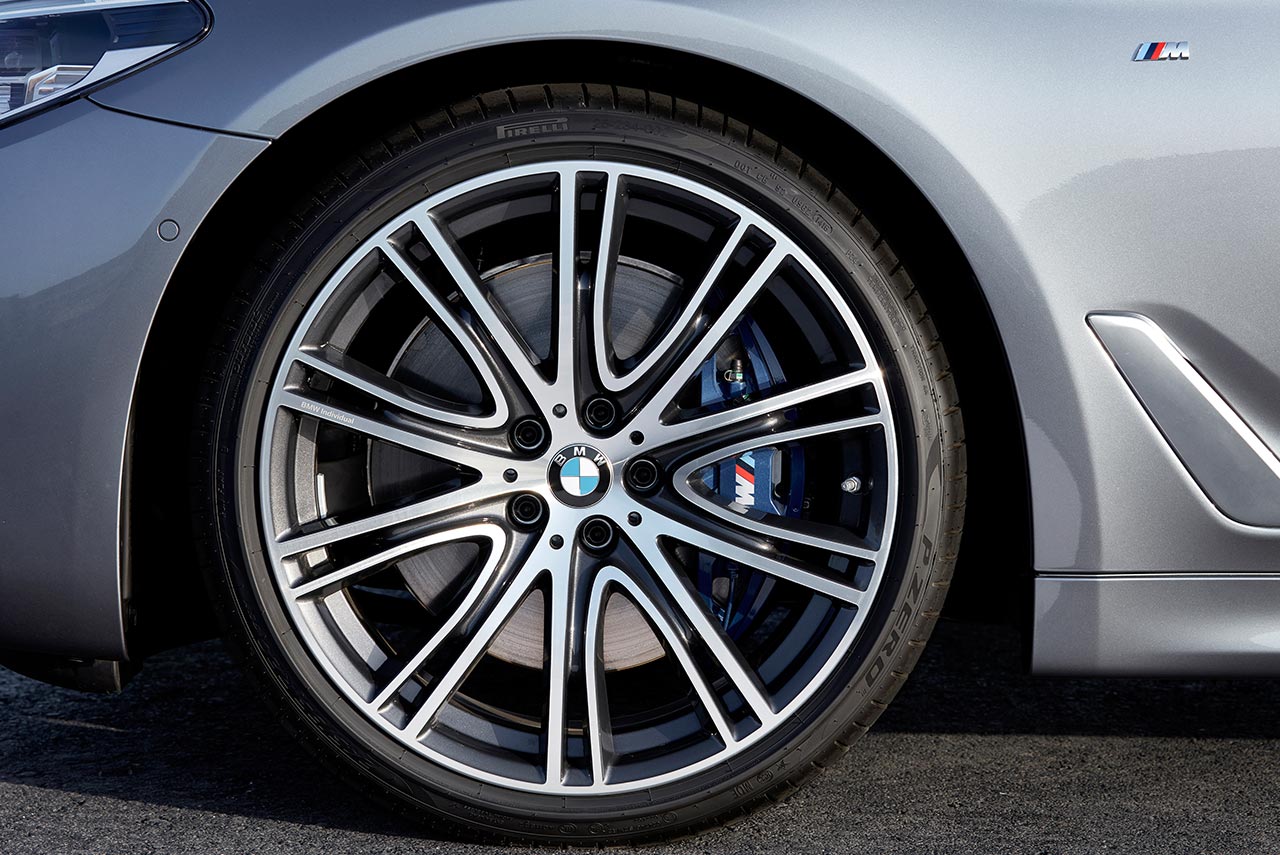 2017 bmw 5 series m sport alloy wheel