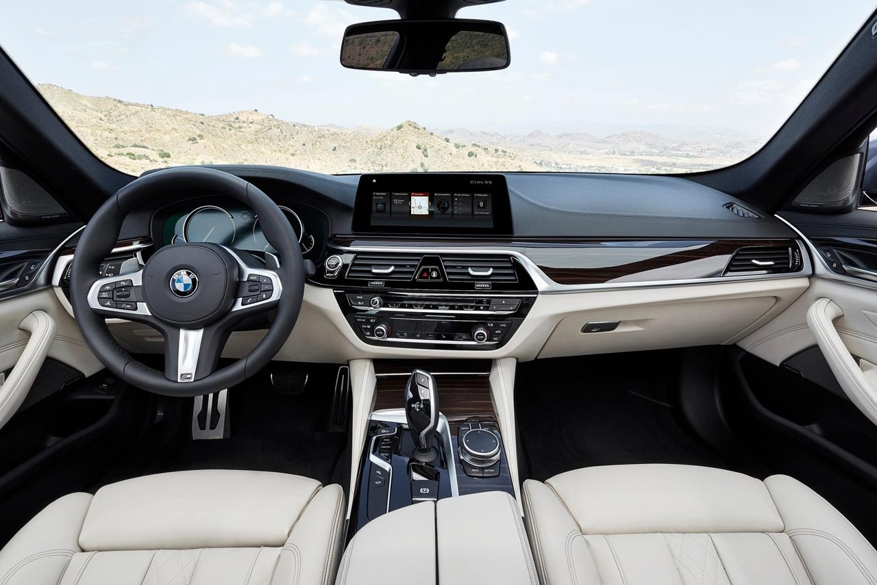 2017 bmw 5 series m sport interior