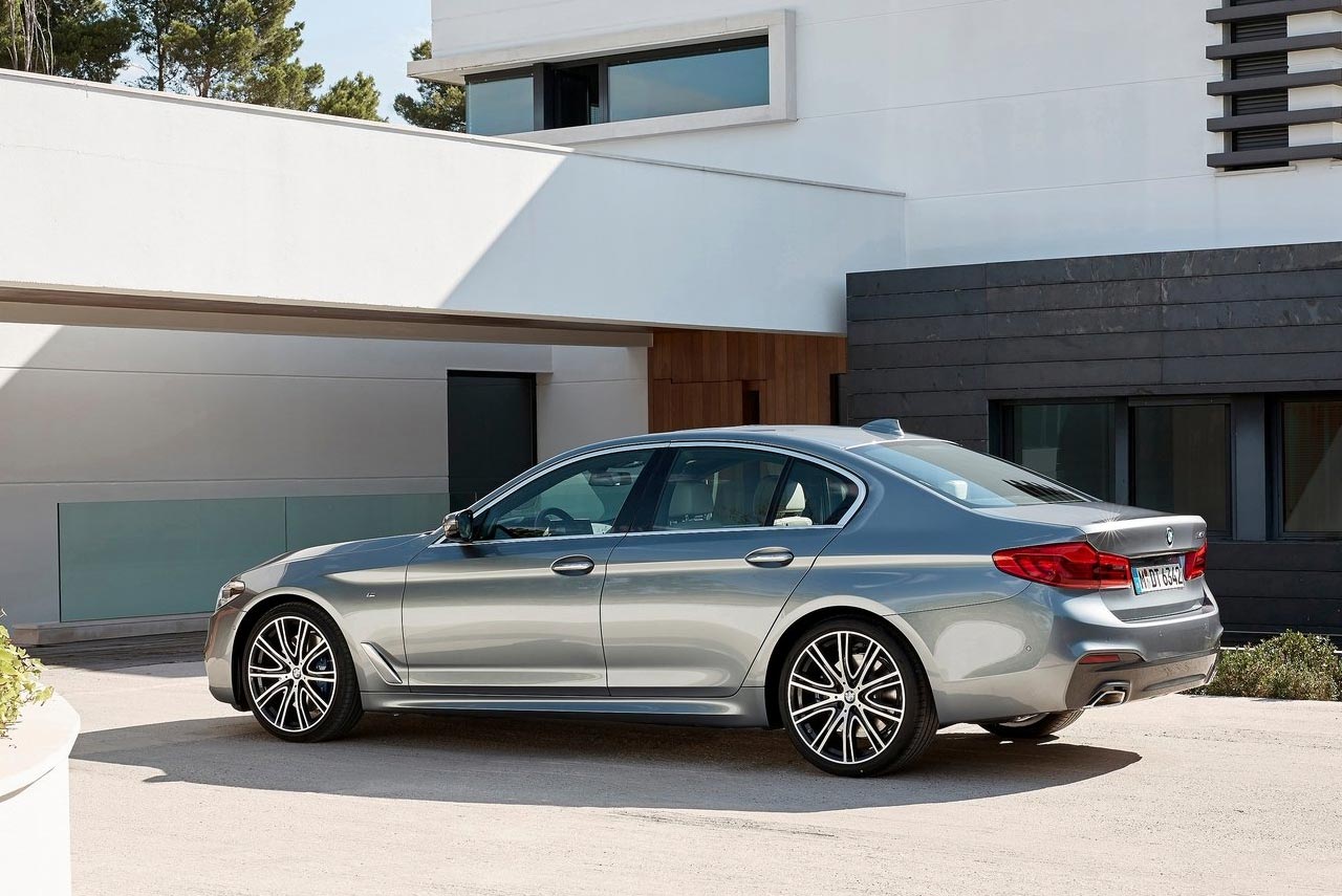2017 bmw 5 series m sport rear left