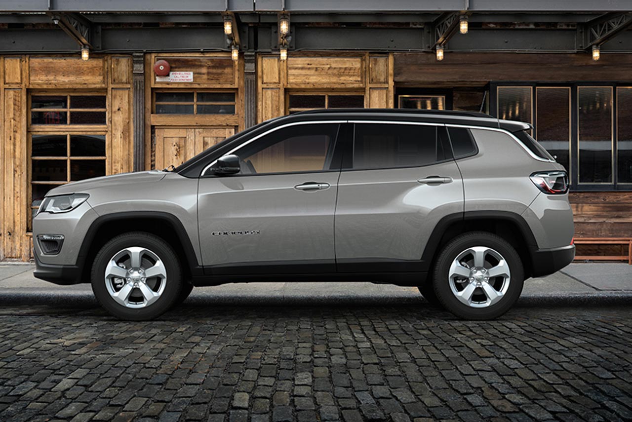 2017 jeep compass side