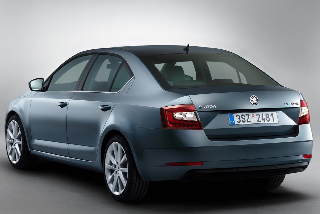 2017 skoda octavia rear quarter