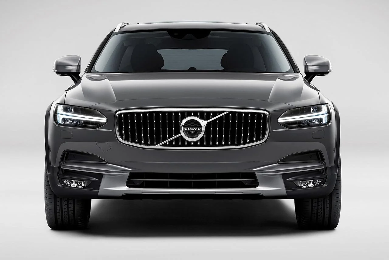 Volvo V90 Cross Country launched in India; Priced at INR 60 Lakh 10 2017 volvo v90 cross country front