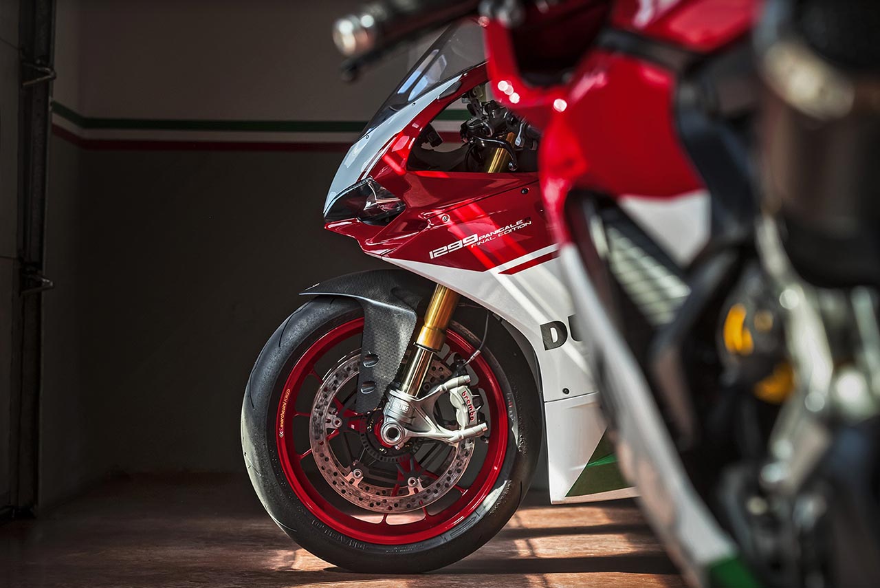 Ducati 1299 Panigale R Final Edition front wheel