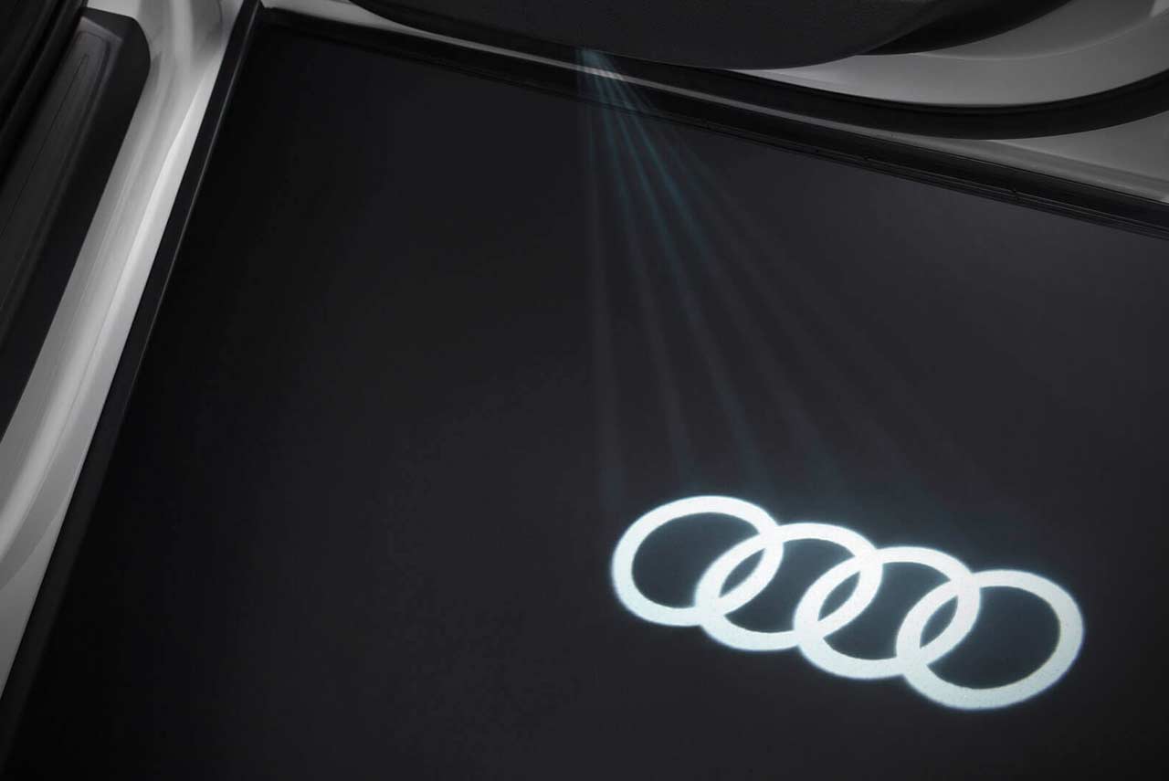 2017 audi q7 design edition puddle lamp
