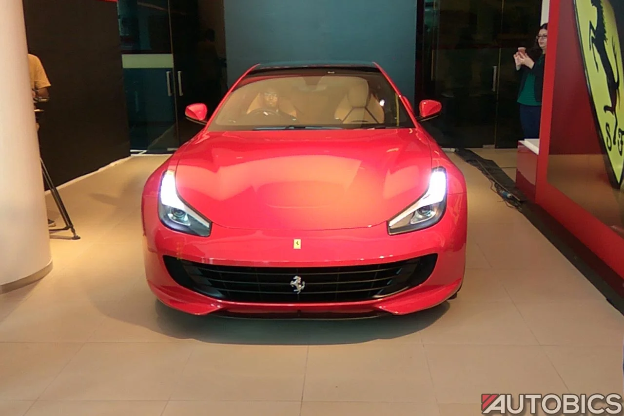 2017 ferrari gtc4lusso engine mumbai showroom