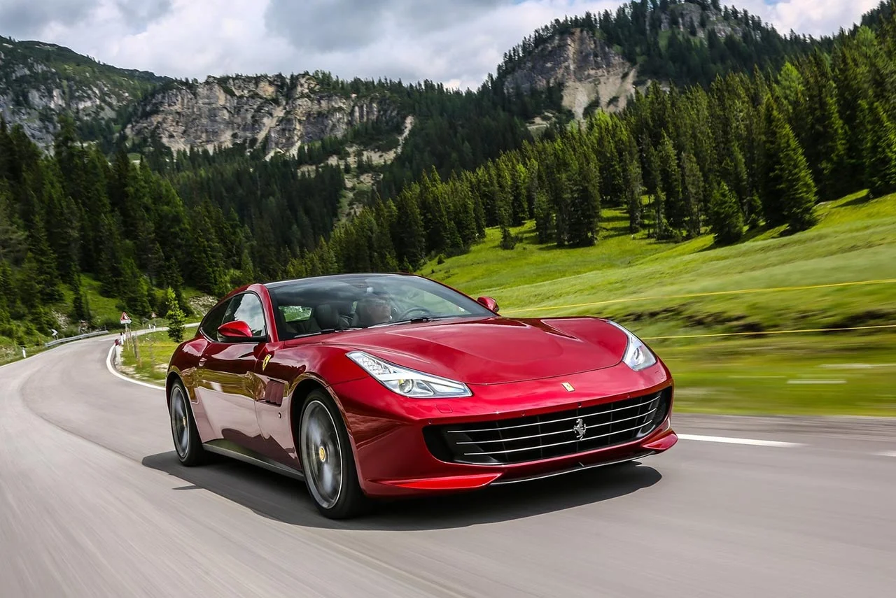 2017 ferrari gtc4lusso motion