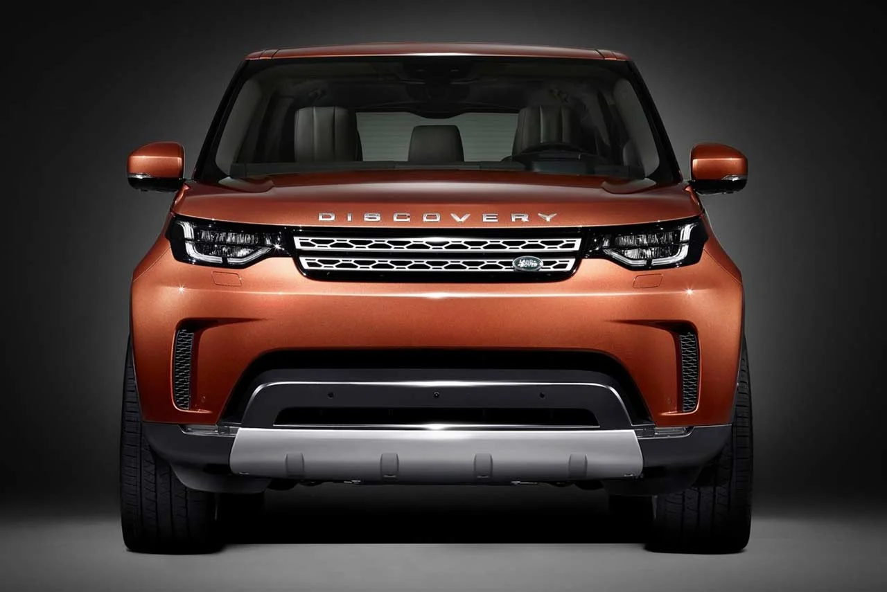 All-New Land Rover Discovery launched in India; Priced from INR 68.05 Lakh 8 2017 land rover discovery front studio