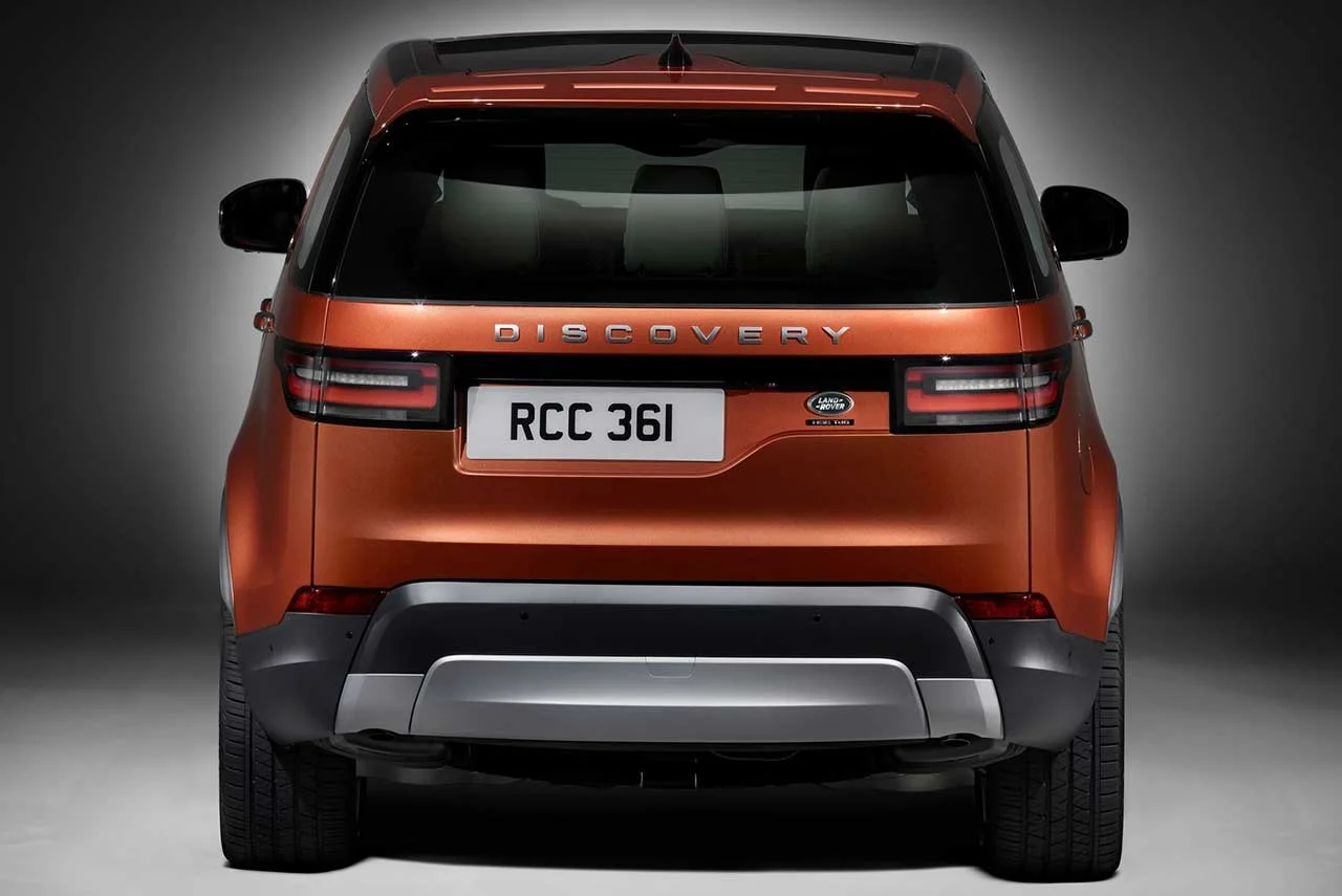All-New Land Rover Discovery launched in India; Priced from INR 68.05 Lakh 9 2017 Land Rover Discovery Rear
