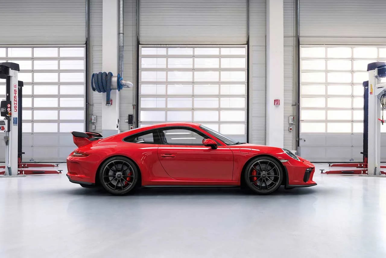 The New 2018 Porsche 911 GT3 launched in India; Priced at INR 2.2 Crore 2 2018 porsche 911 gt3 red side pr