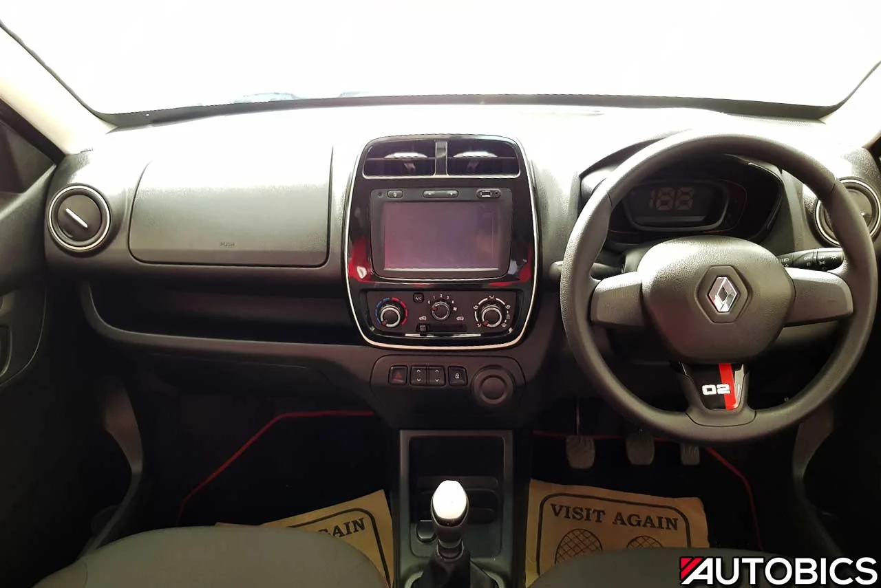 renault kwid 2nd anniversary edition dashboard