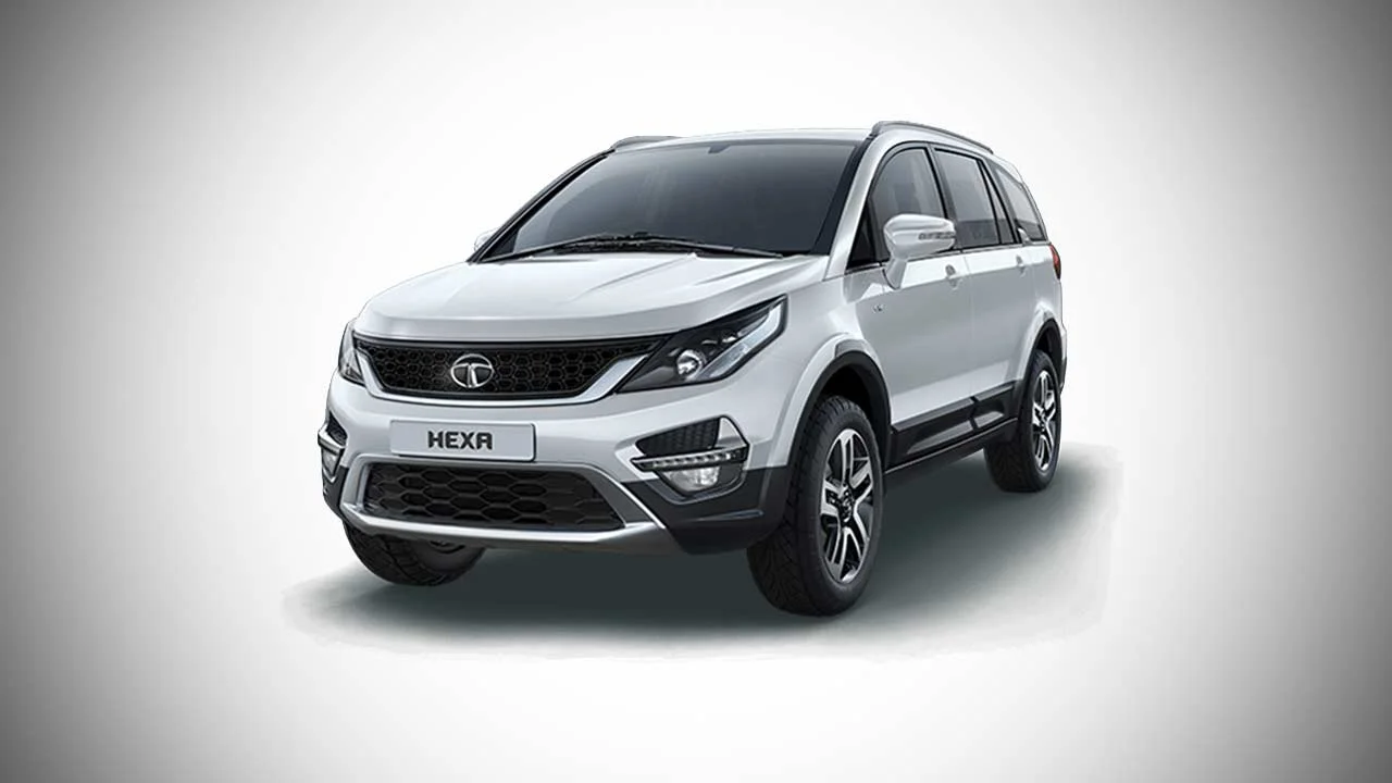 Watch Tata HEXA pull a Boeing 737-800 aircraft 19 tata hexa platinum silver pr