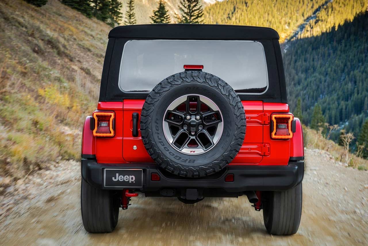 2018 Jeep Wrangler Rubicon - AUTOBICS