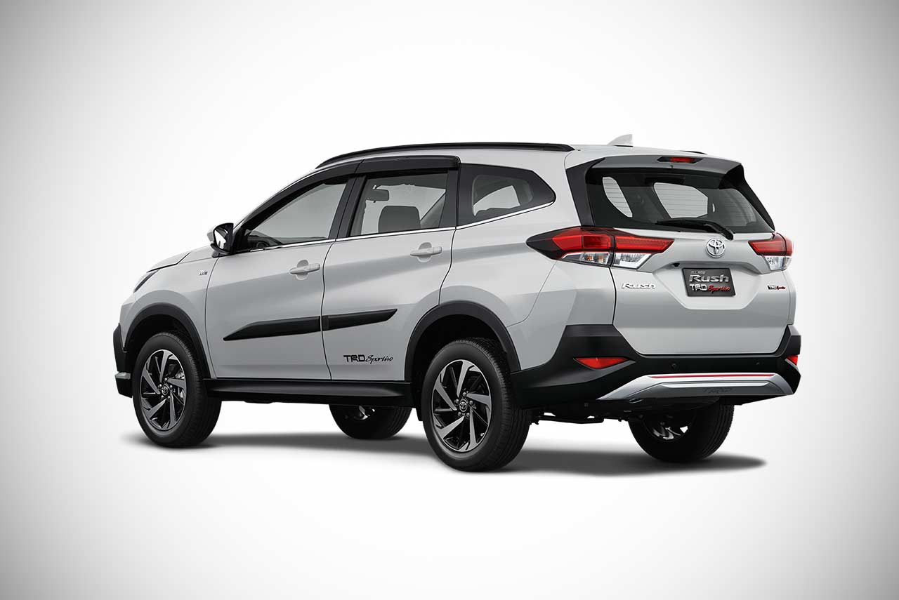 Toyota rush картинки