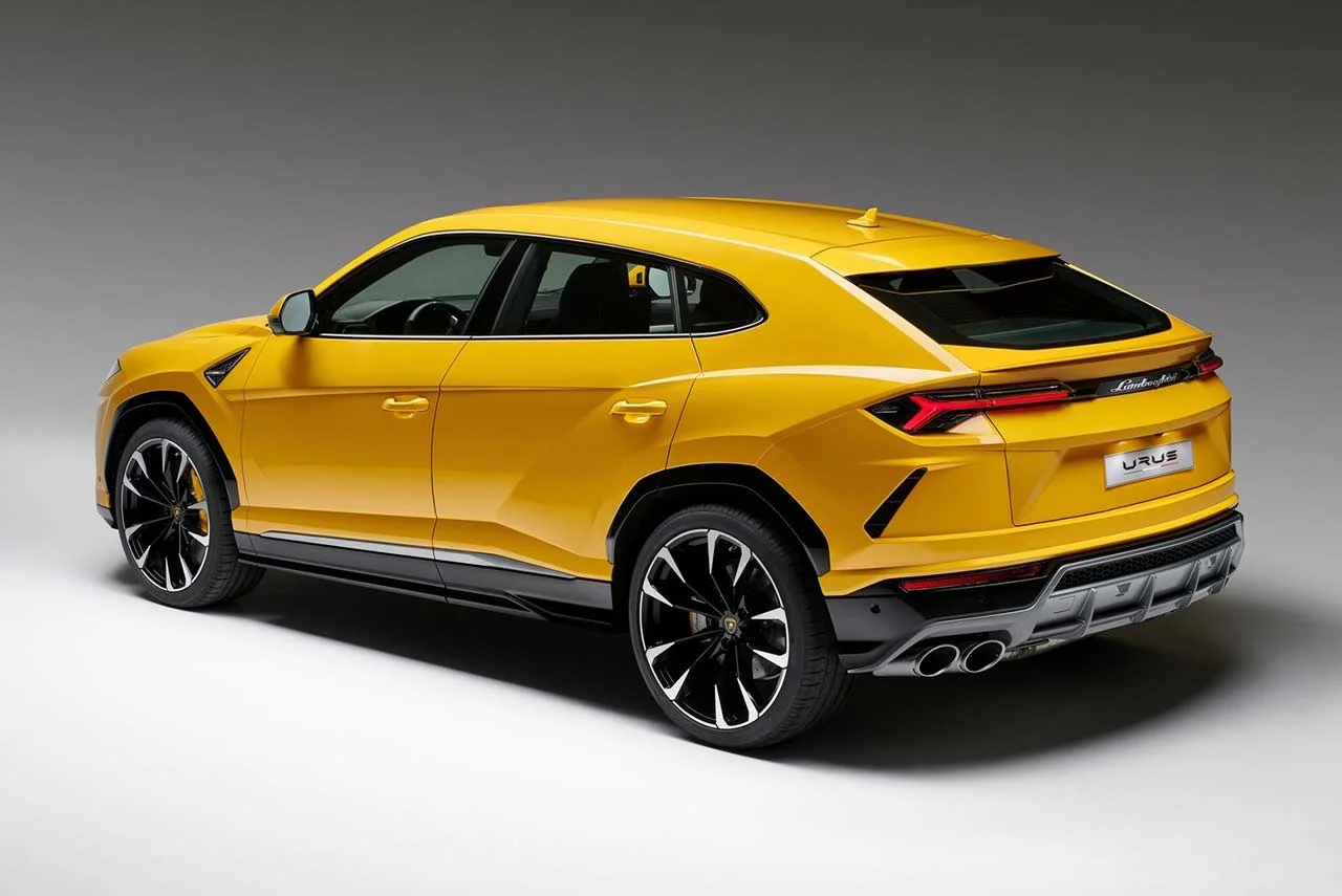 2019 Lamborghini SUV Urus Front