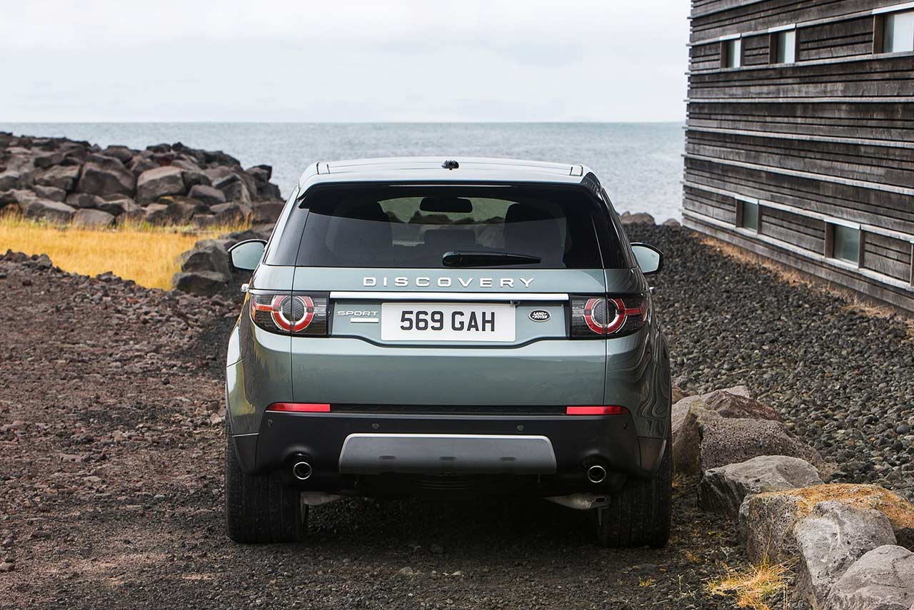 Land Rover Discovery Sport Rear 2018