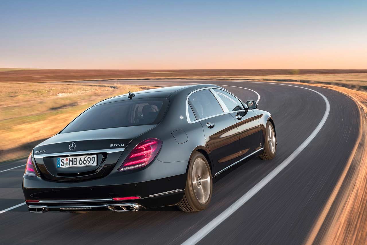 Mercedes-Maybach S 650 2018 Rear Quarter