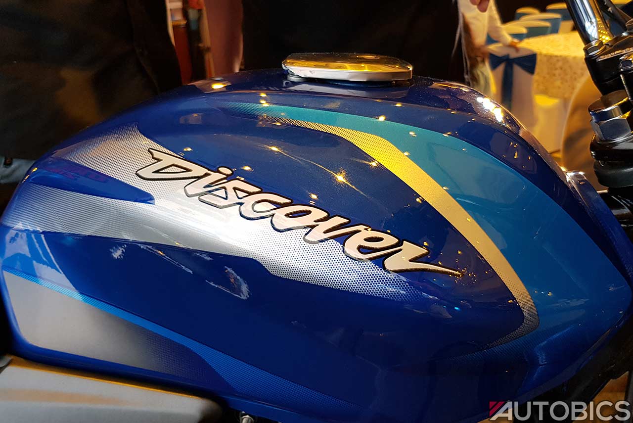 2018 Bajaj Discover 125 Tank Graphics