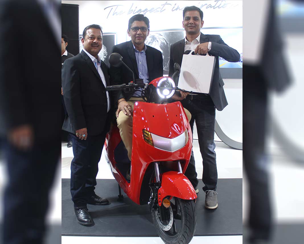 Flow Electric Scooter by Twenty Two Motors Auto Expo 2018