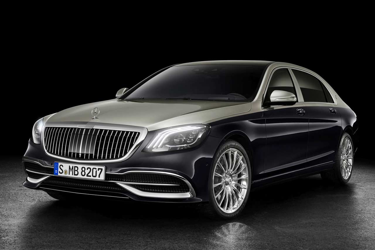 Mercedes-Maybach S-Class Front Quarter 2019