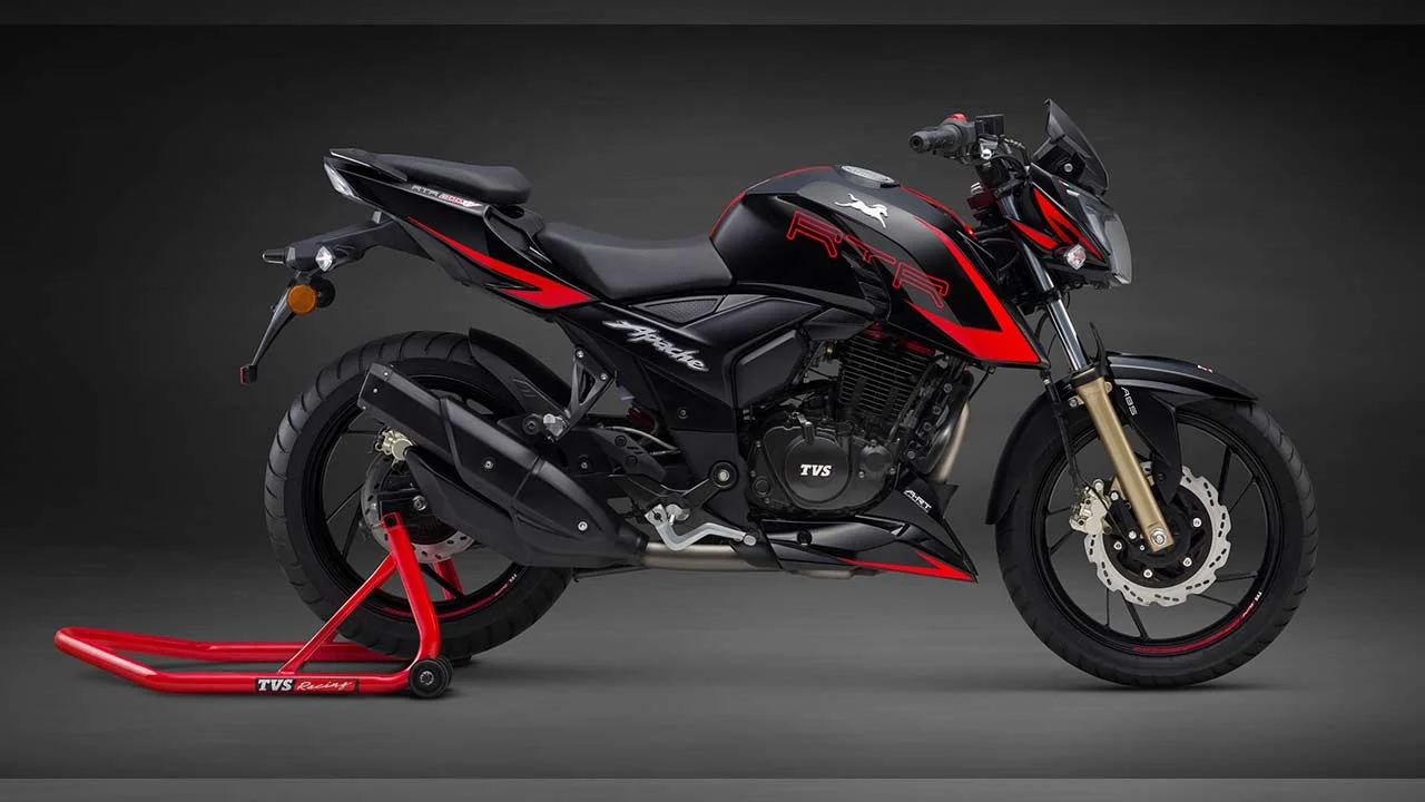 2018 TVS Apache RTR 200 4V Race Edition 2 Front Quarter