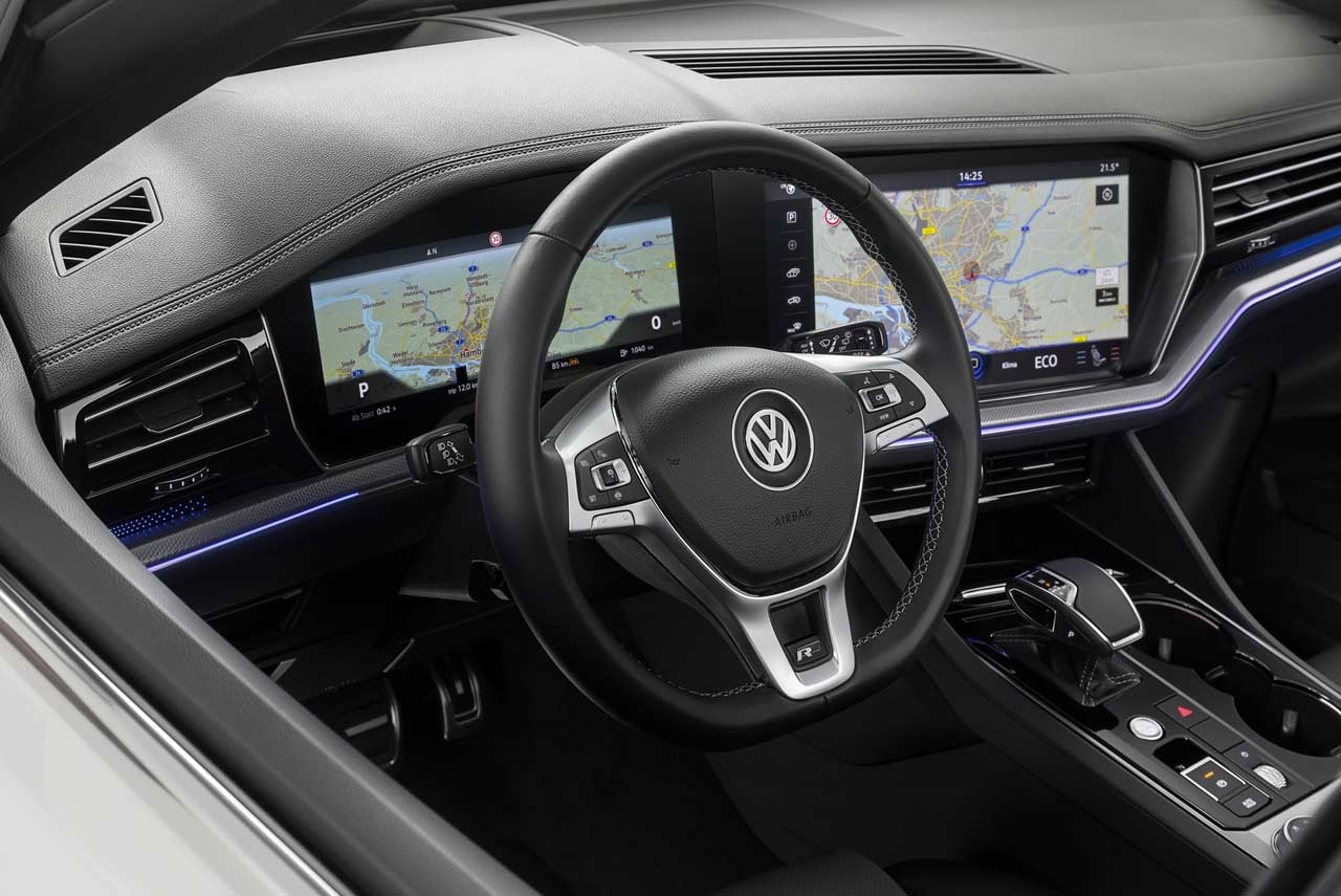 2019 Volkswagen Touareg R Line Interior AUTOBICS