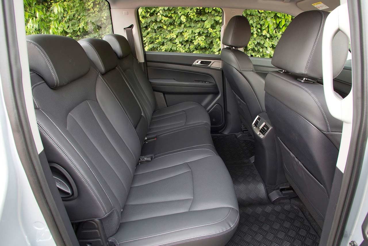 SsangYong Musso Saracen Rear Seat 2018