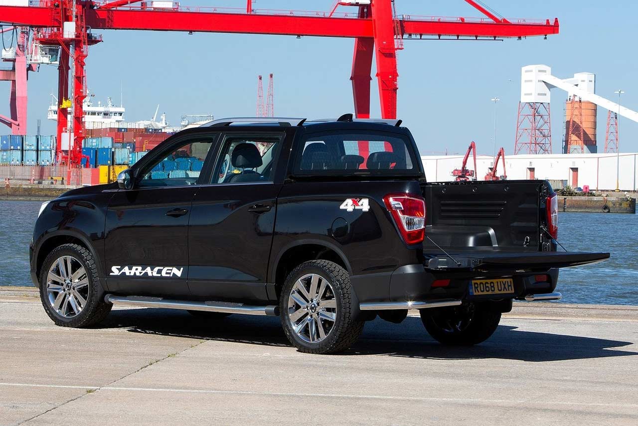 SsangYong Musso Saracen Space Black Rear Quarter 2018
