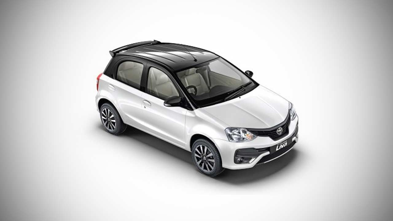 Toyota Etios Super White Dual Tone 2018