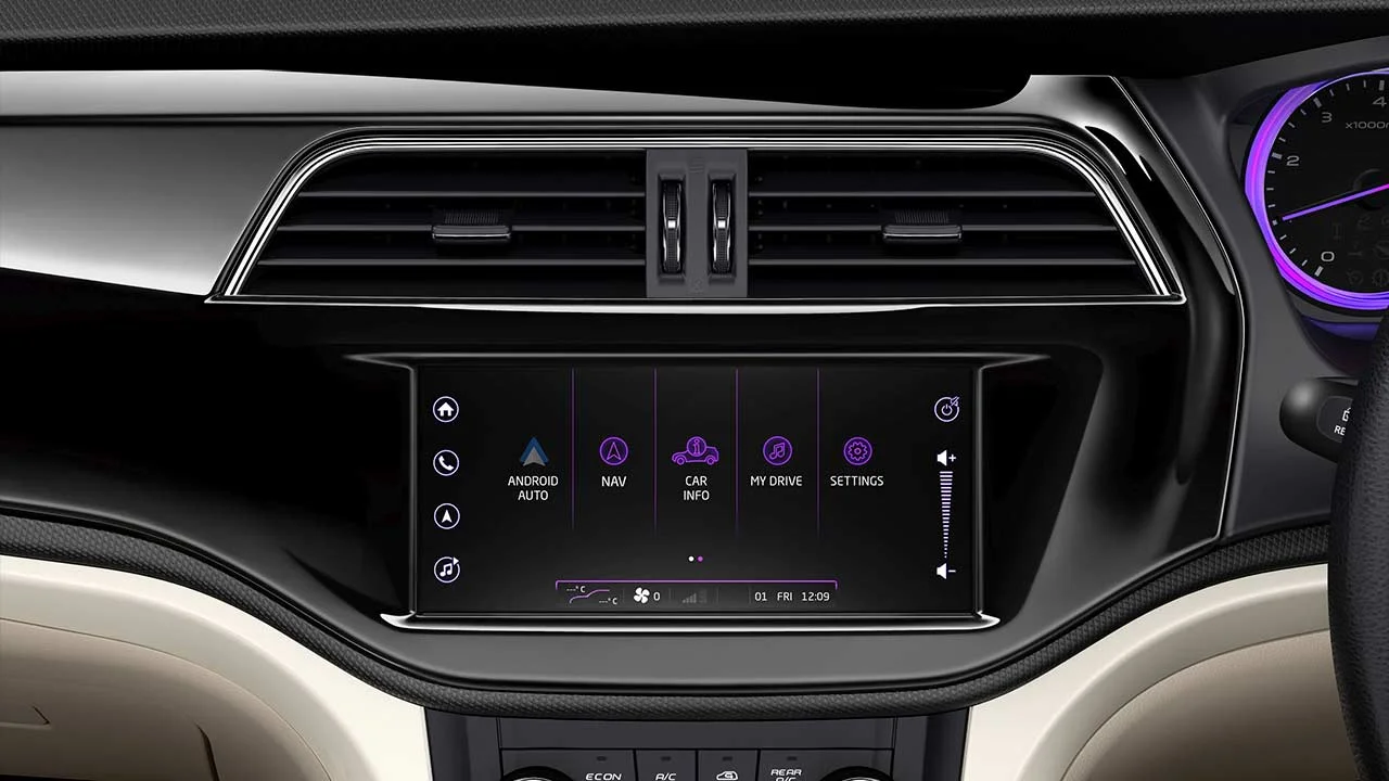 2018 Mahindra Marazzo Touchscreen