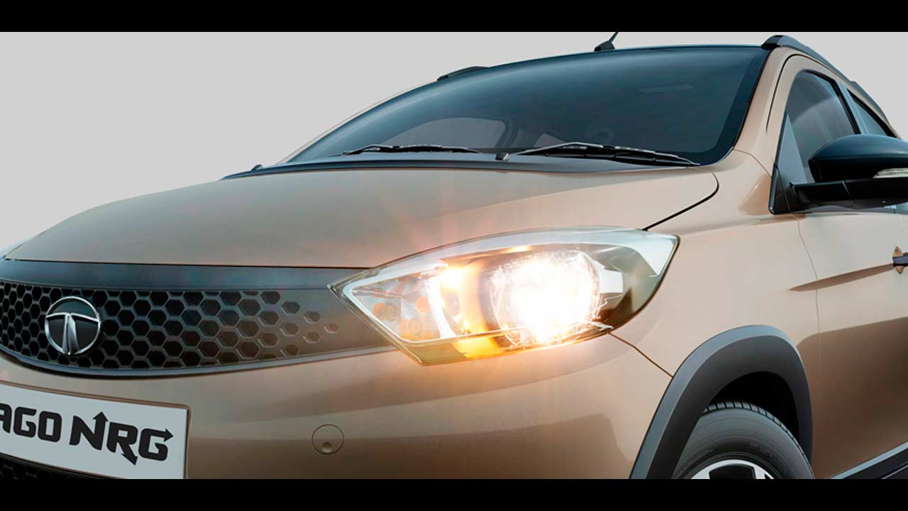 2018 Tata Tiago NRG Headlamp