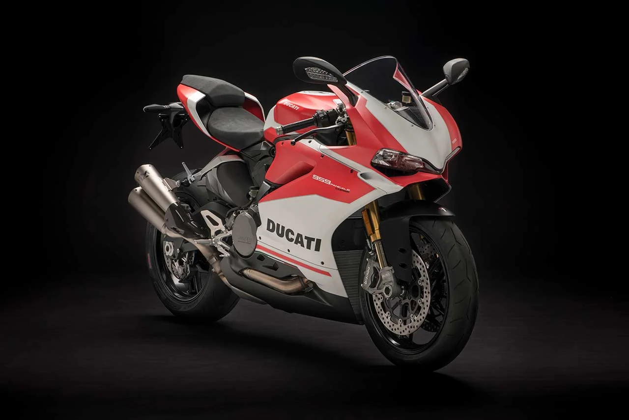 Ducati 959 Panigale Corse launched in India; Priced at 15.2 Lakh Ducati 959 Panigale Corse Edition Front Quarter 2018