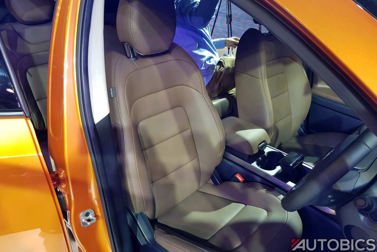 Tata Harrier Front Seats 2019