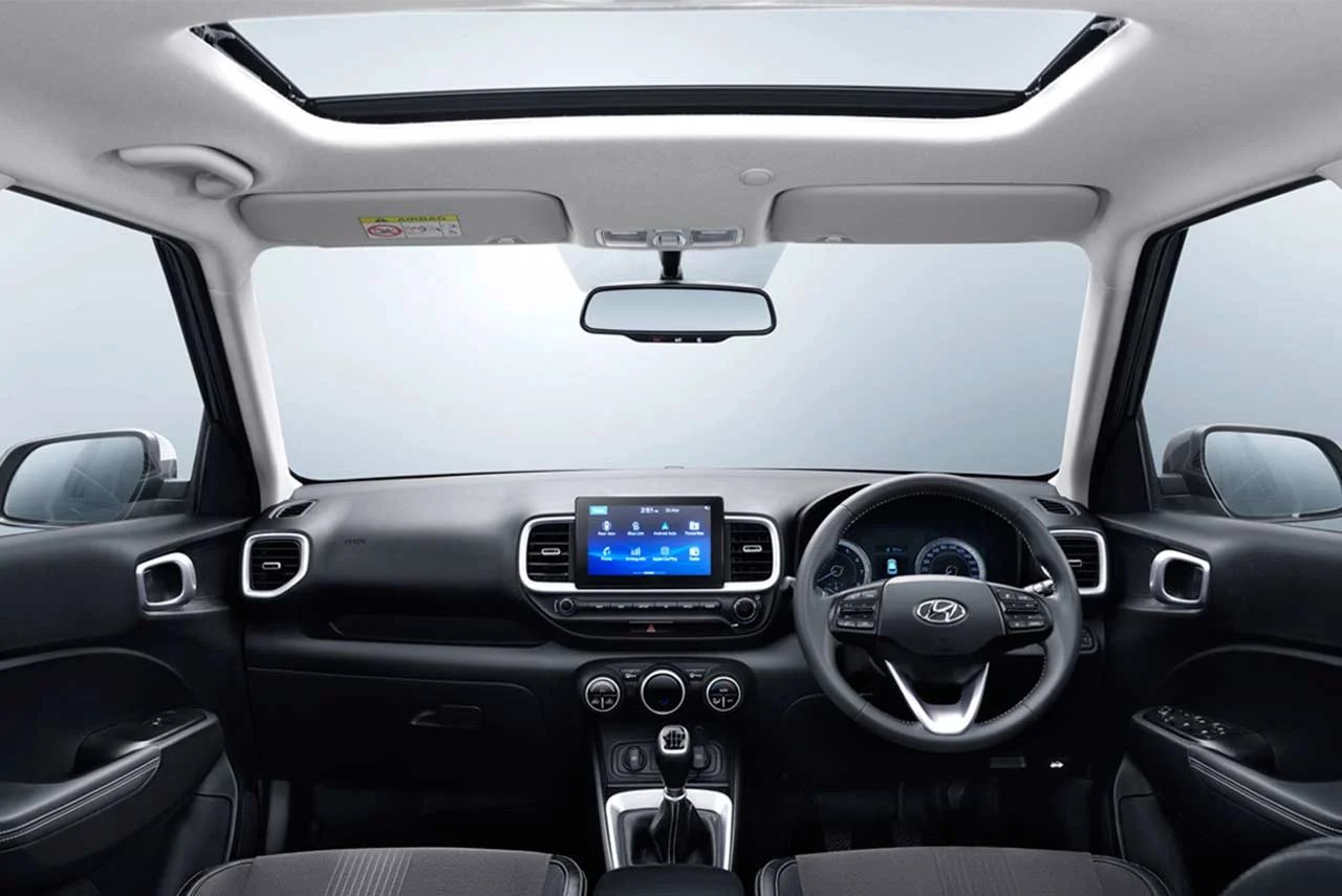 2019 Hyundai Venue India Front Quarter