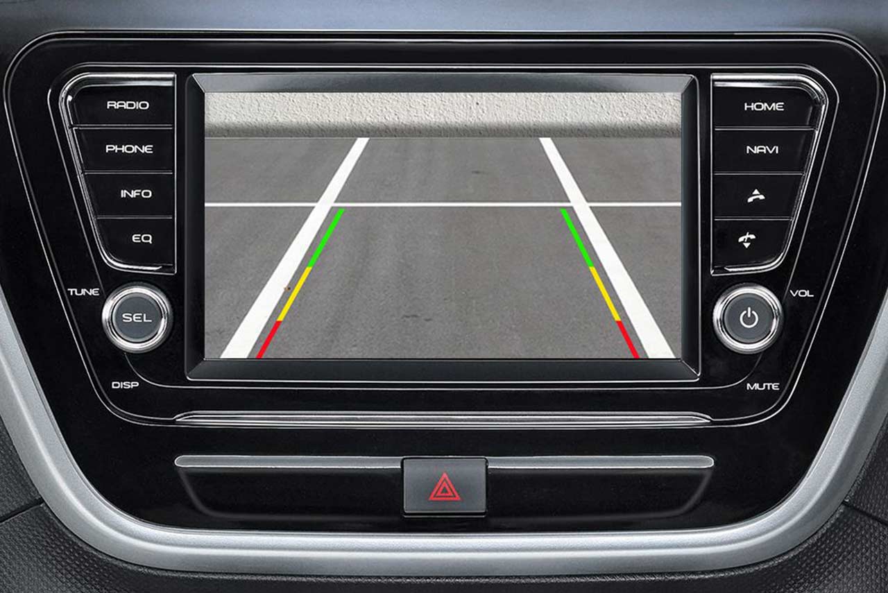 Mahindra TUV300 Touchscreen Reverse Camera 2019